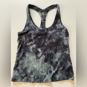 Lululemon cool racer back tank top. Size 6. Diamond dye pattern.